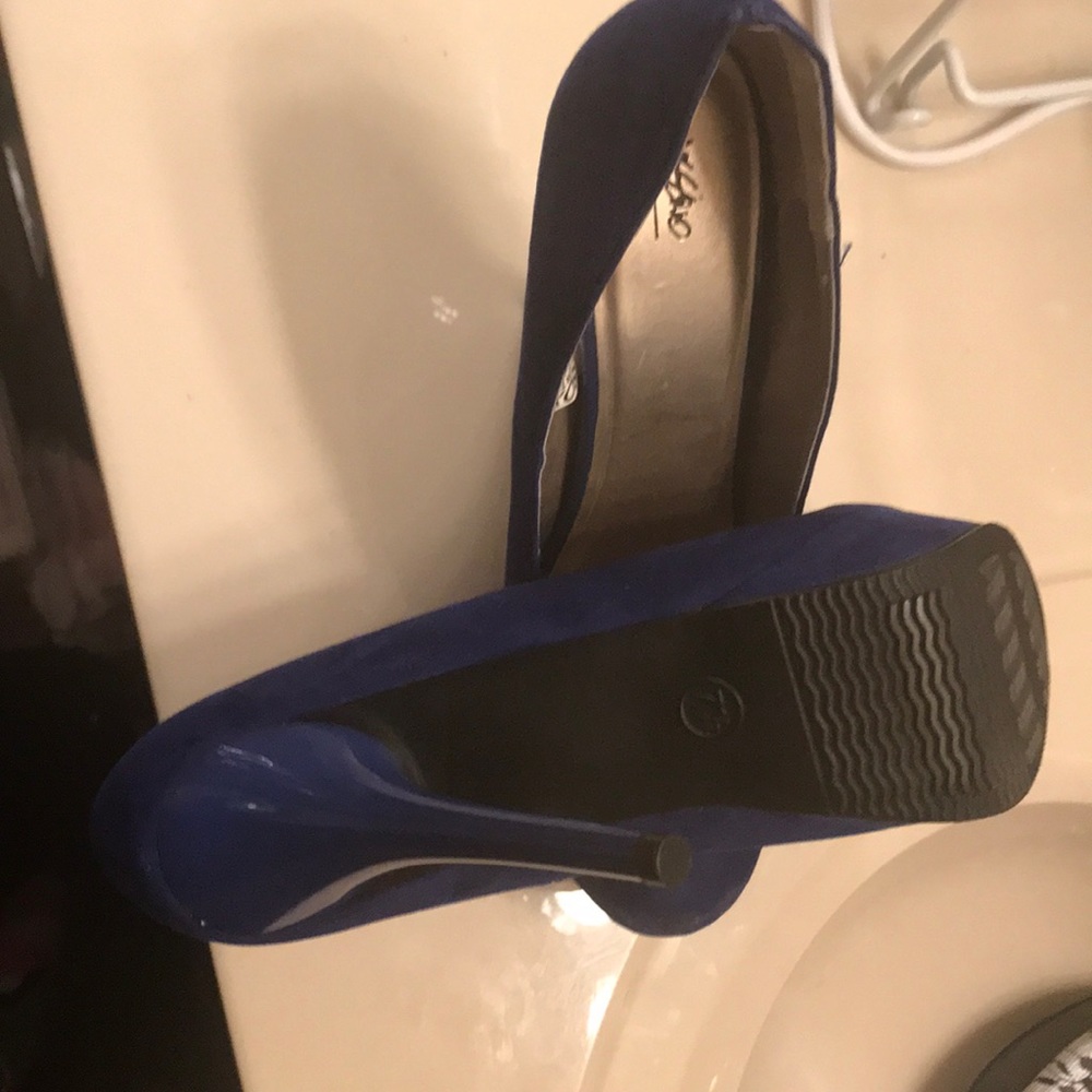 NWOT mossimo ladies platform heels